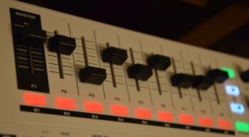 M-Audio Code 49 : faders M-Audio Code 49 : faders