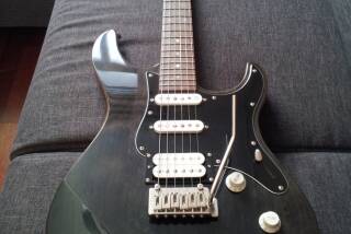 Yamaha Pacifica PAC412V