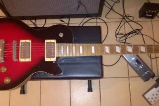 Stagg imitation gibson les paul