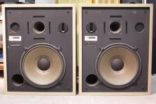 JBL 4333