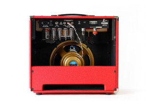 DB4 1x12 red back 1030x687