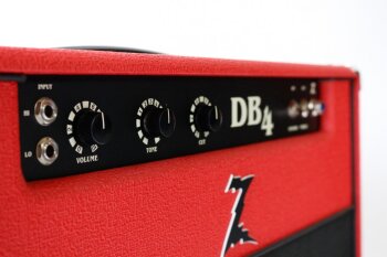 DB4 1x12 red side 1030x687 DB4 1x12 red side 1030x687