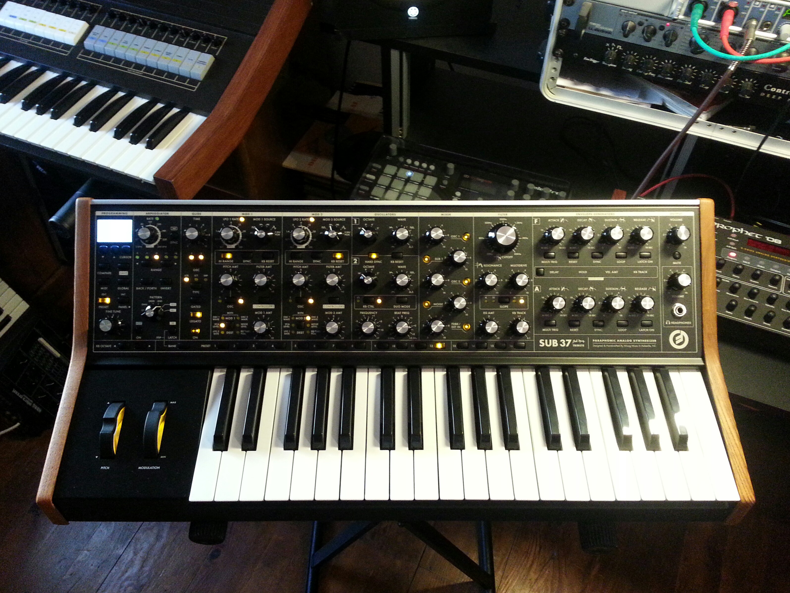 Moog Music SUB 37