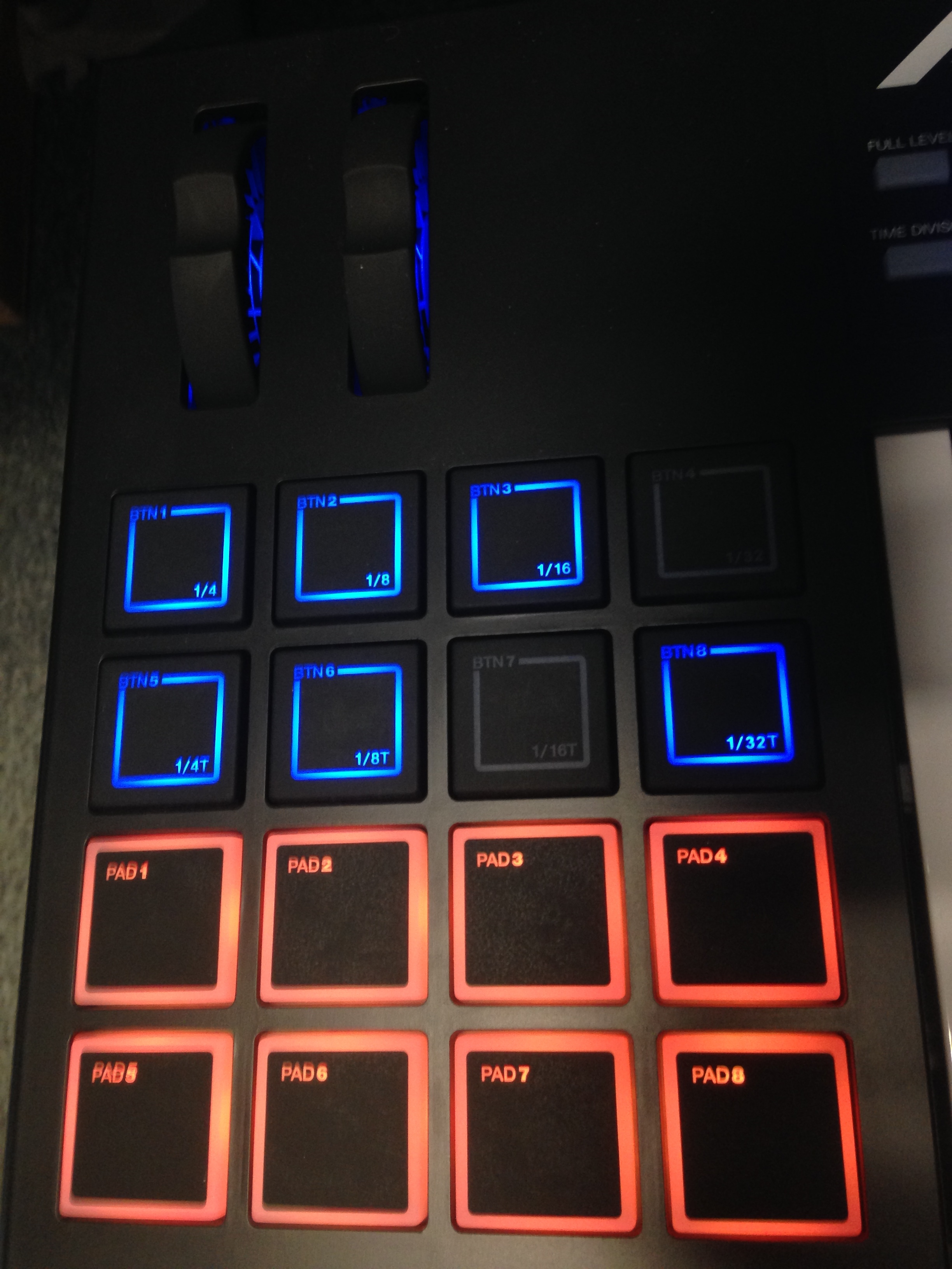 Alesis VX49 : matrice