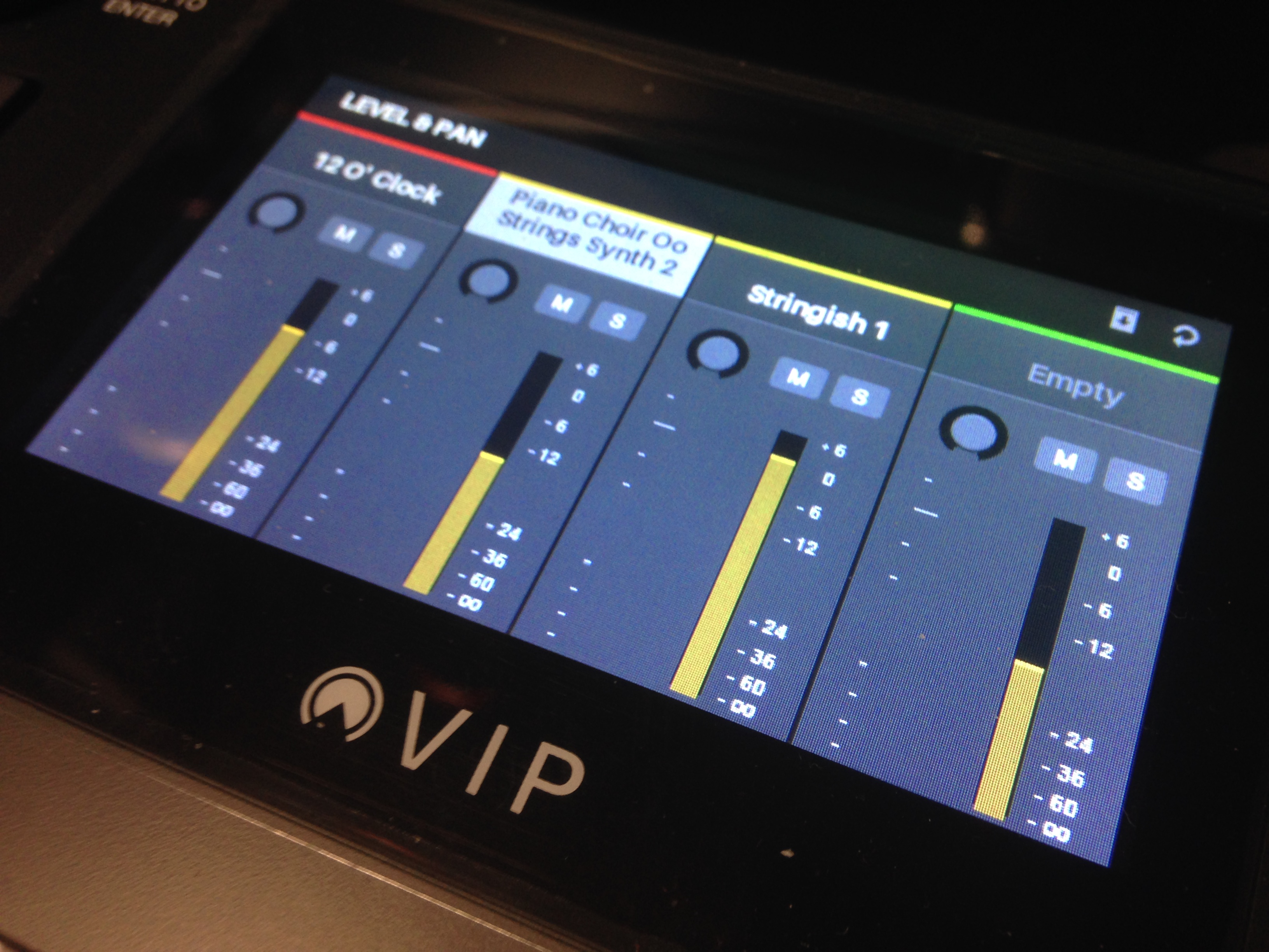 Alesis VX49 : multis