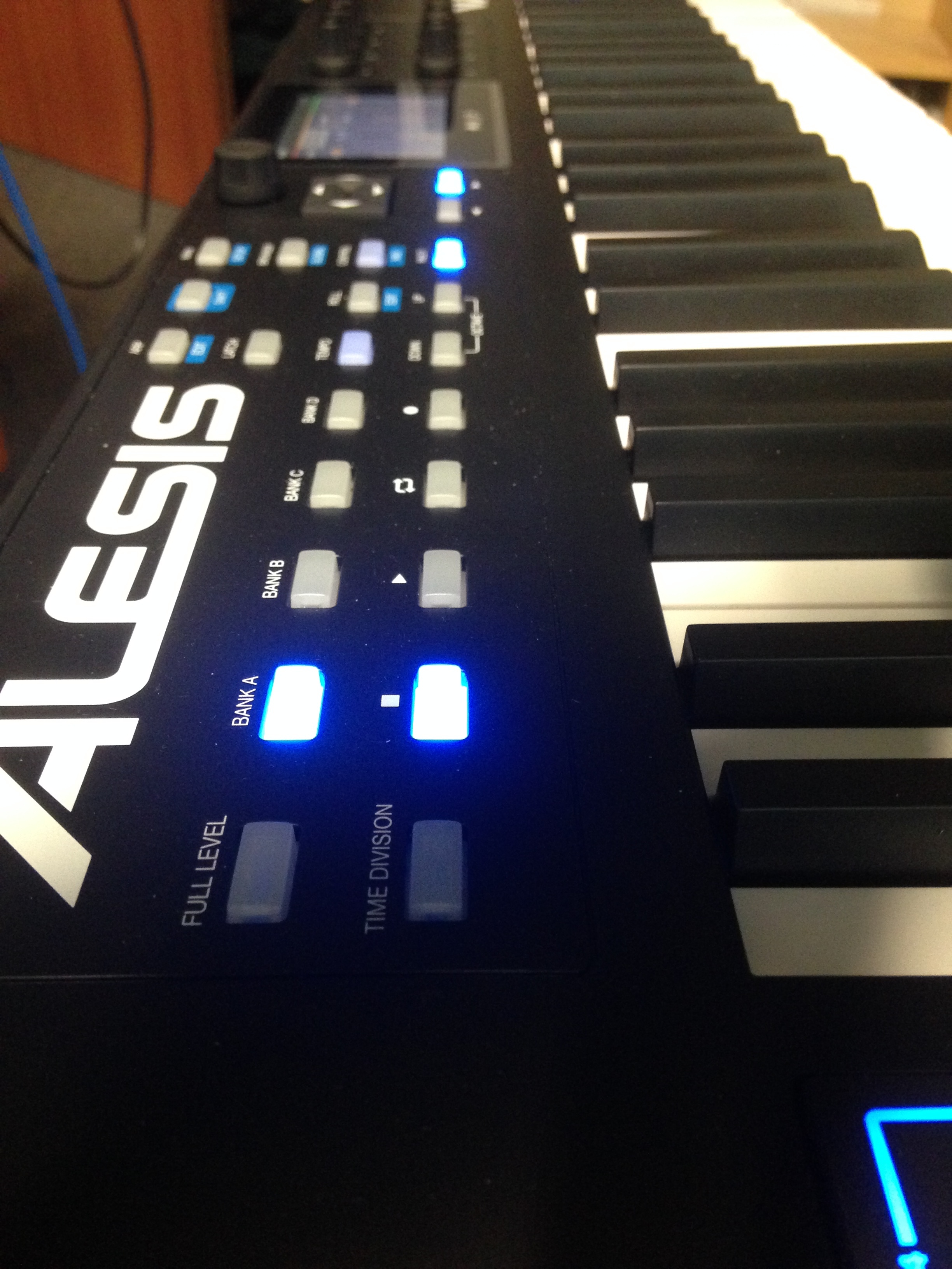Alesis VX49 : vx49