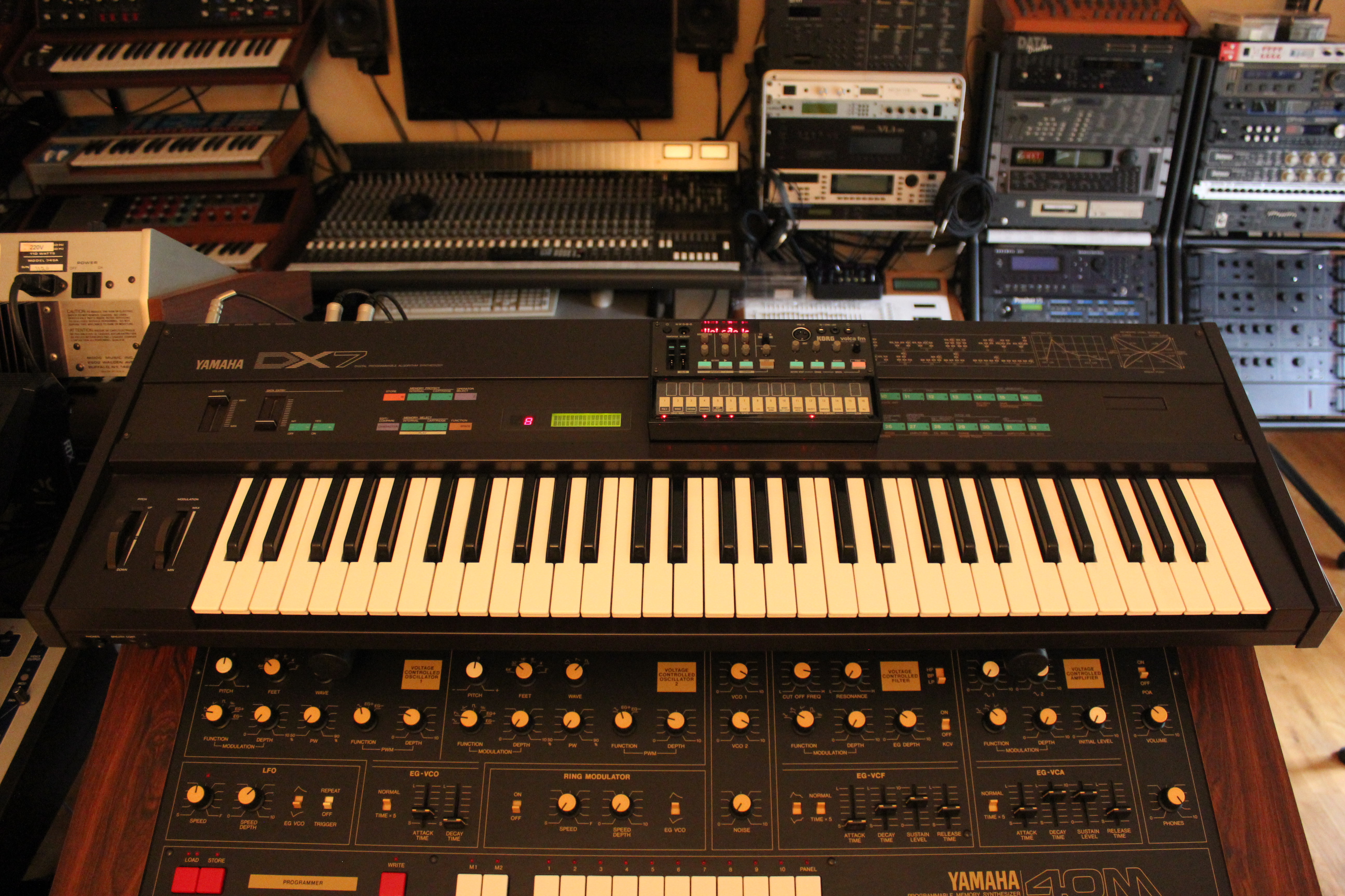 Korg Volca FM : Volca FM 2tof 005.JPG