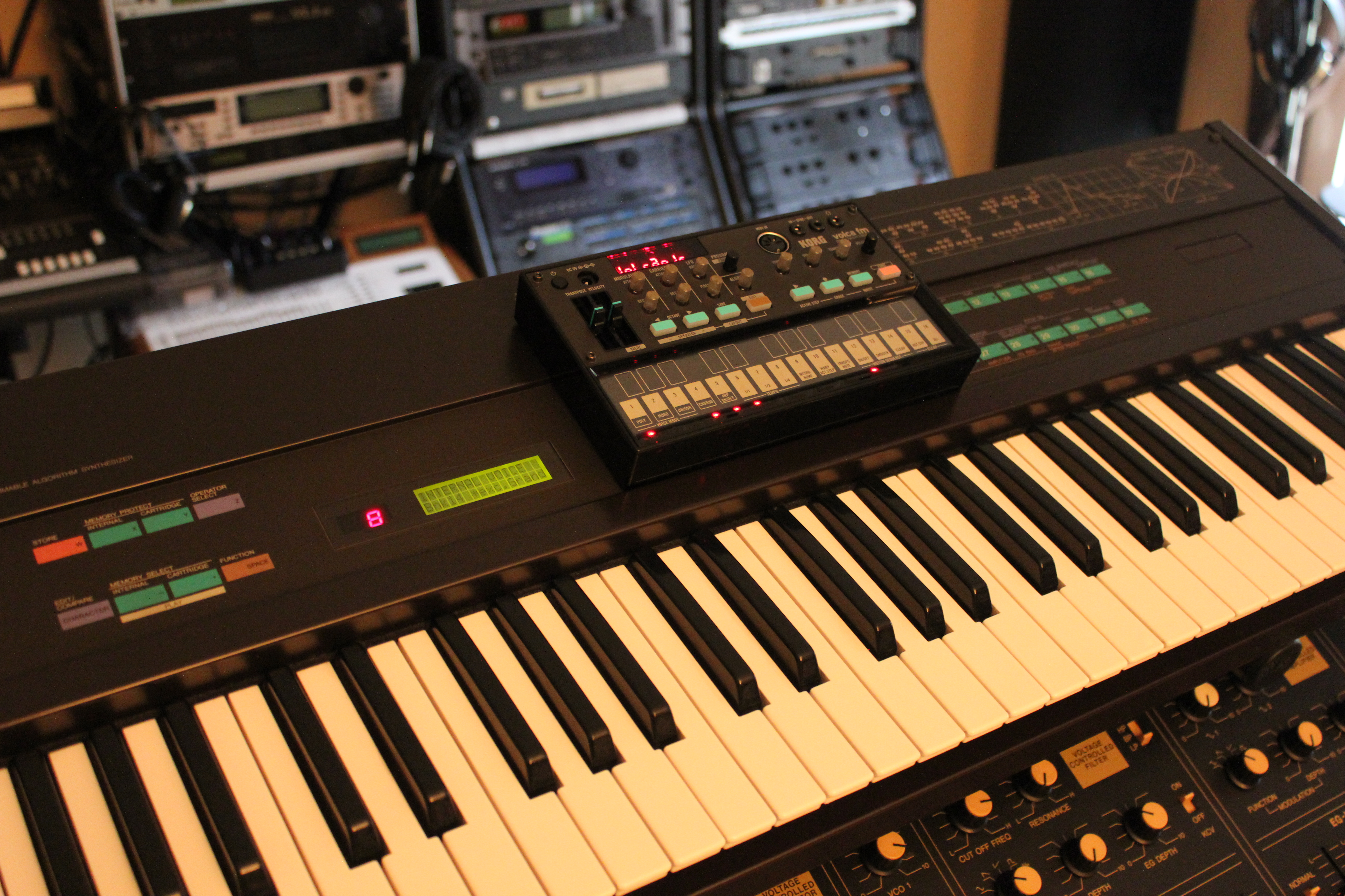 Korg Volca FM : Volca FM 2tof 008.JPG