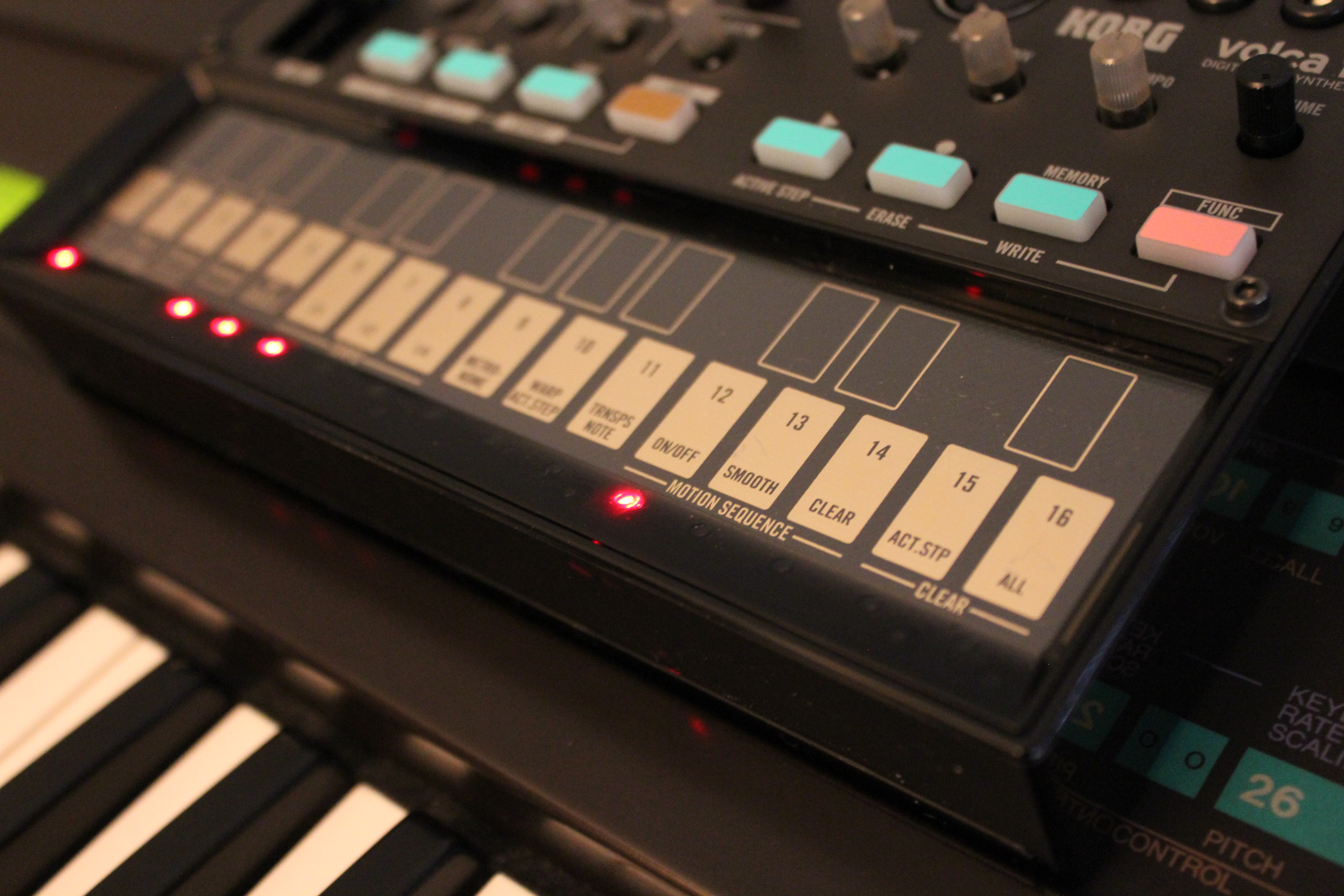 Korg Volca FM : Volca FM 2tof 017.JPG