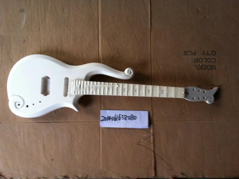 Schecter Cloud Guitar
