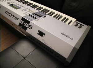 Yamaha MOTIF ES8 (27166)