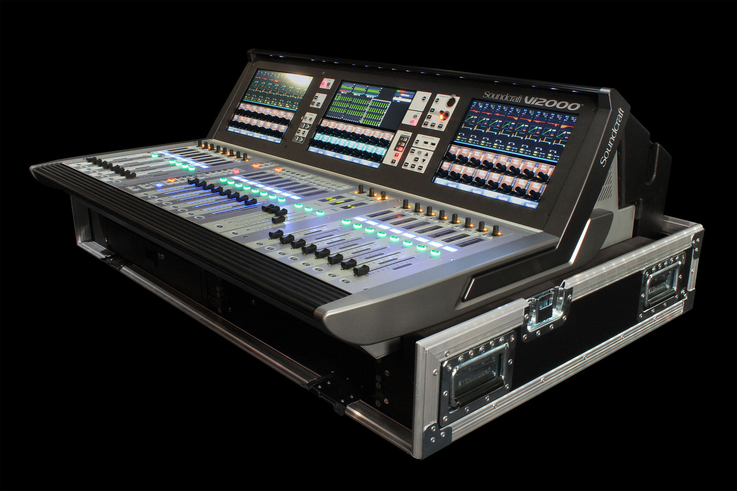 Soundcraft Vi2000 : Vi2000 in Flightcase black bg