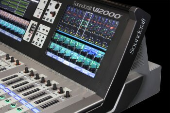 Soundcraft Vi2000 : Vi2000 Right close up black bg Soundcraft Vi2000 : Vi2000 Right close up black bg