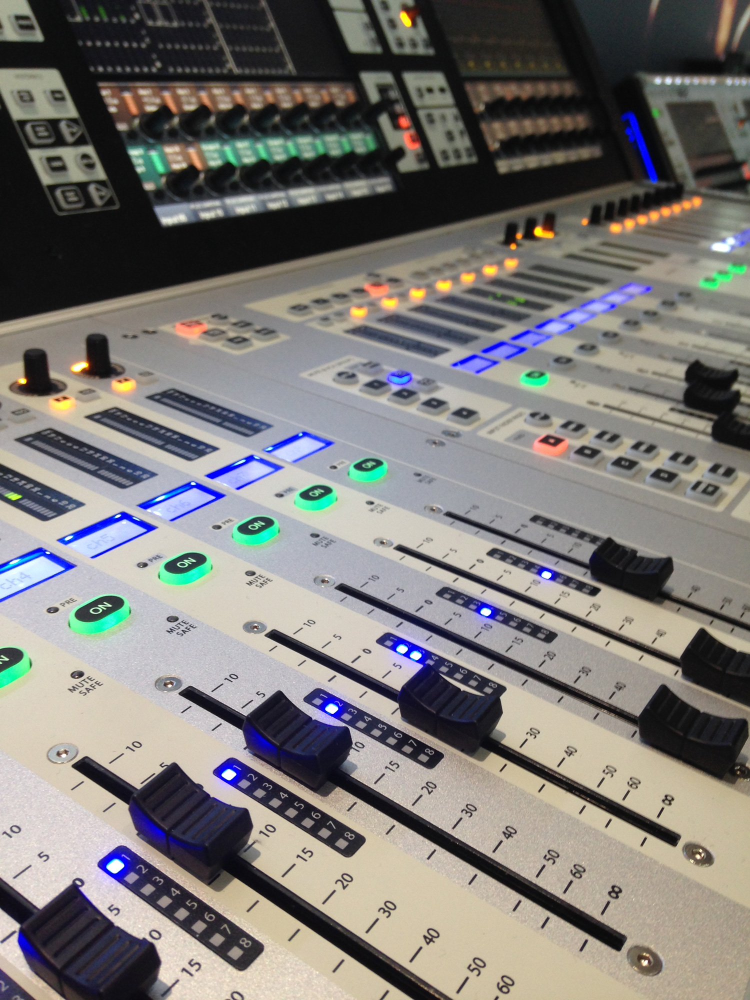 Soundcraft Vi2000 : Soundcraft VI2000 4 Musikmesse 2016 @AF