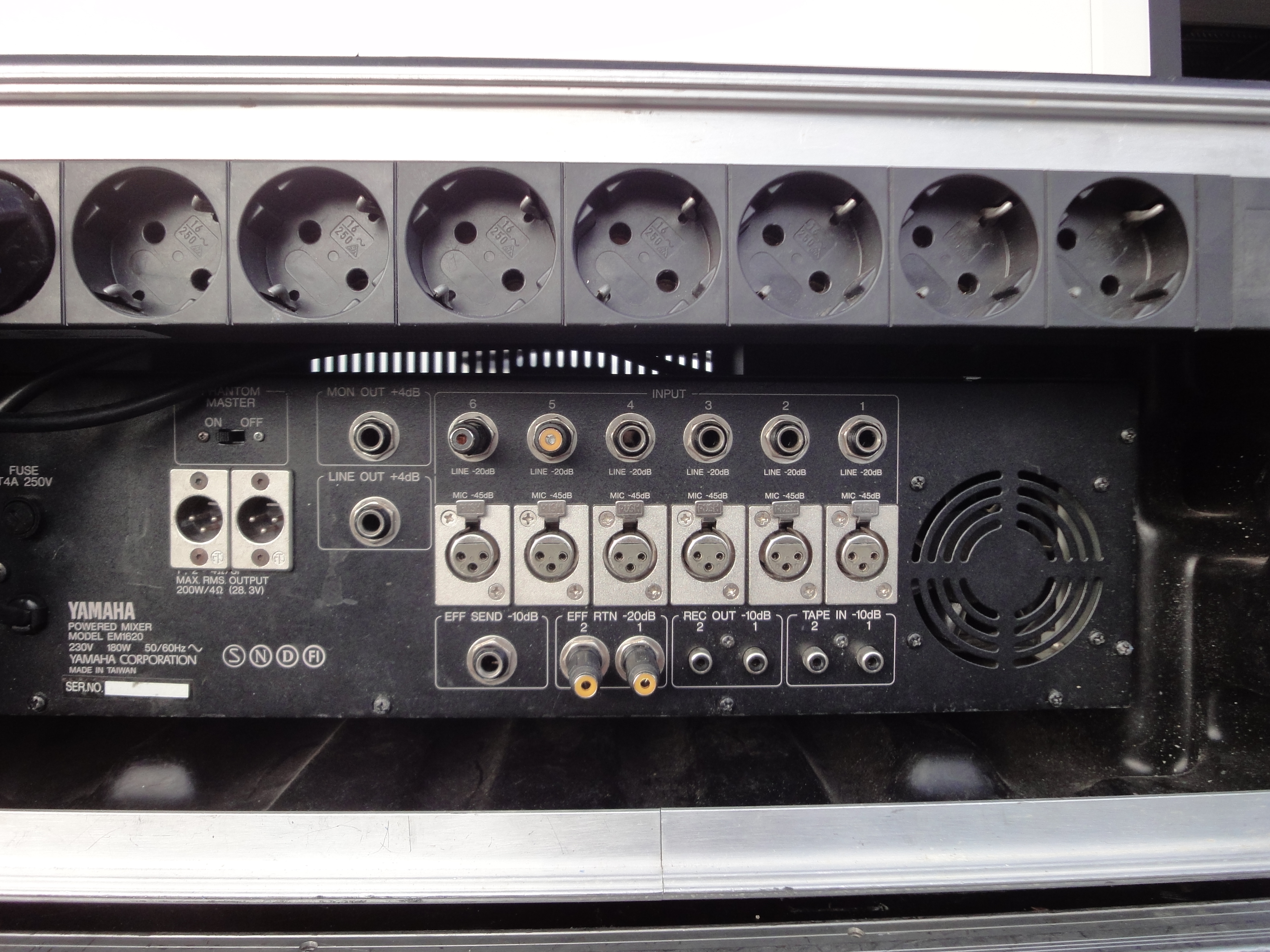 Yamaha EM 1620 (89910)
