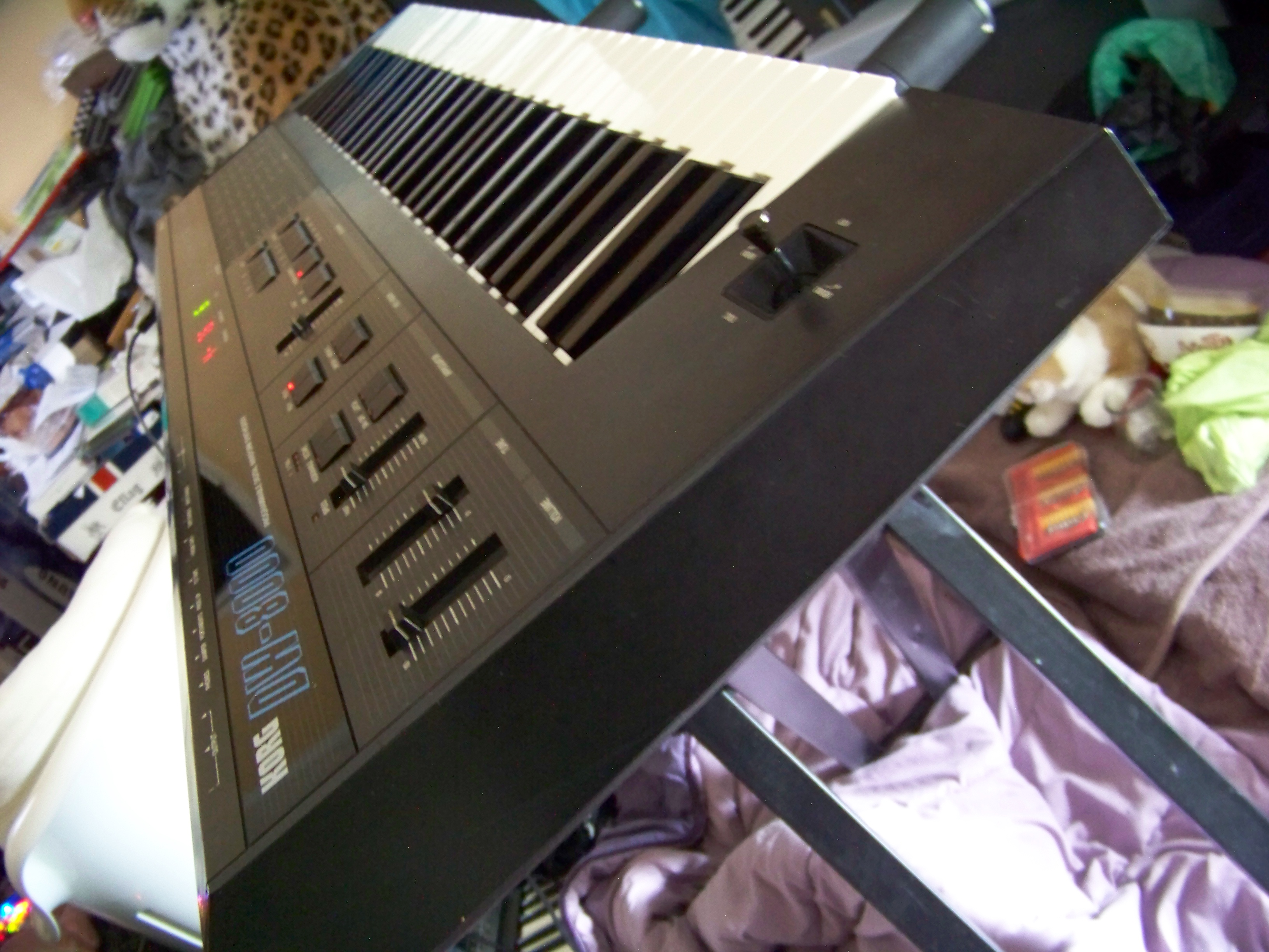 Korg Dw-8000