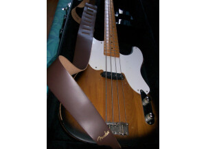 Fender Classic '51 Precision Bass (92859)