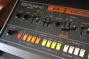 Roland Jupiter-8 : JP 8007.JPG