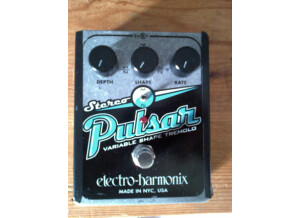Electro-Harmonix Stereo Pulsar (80375)