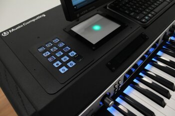 KAMI close 7 KAMI close 7