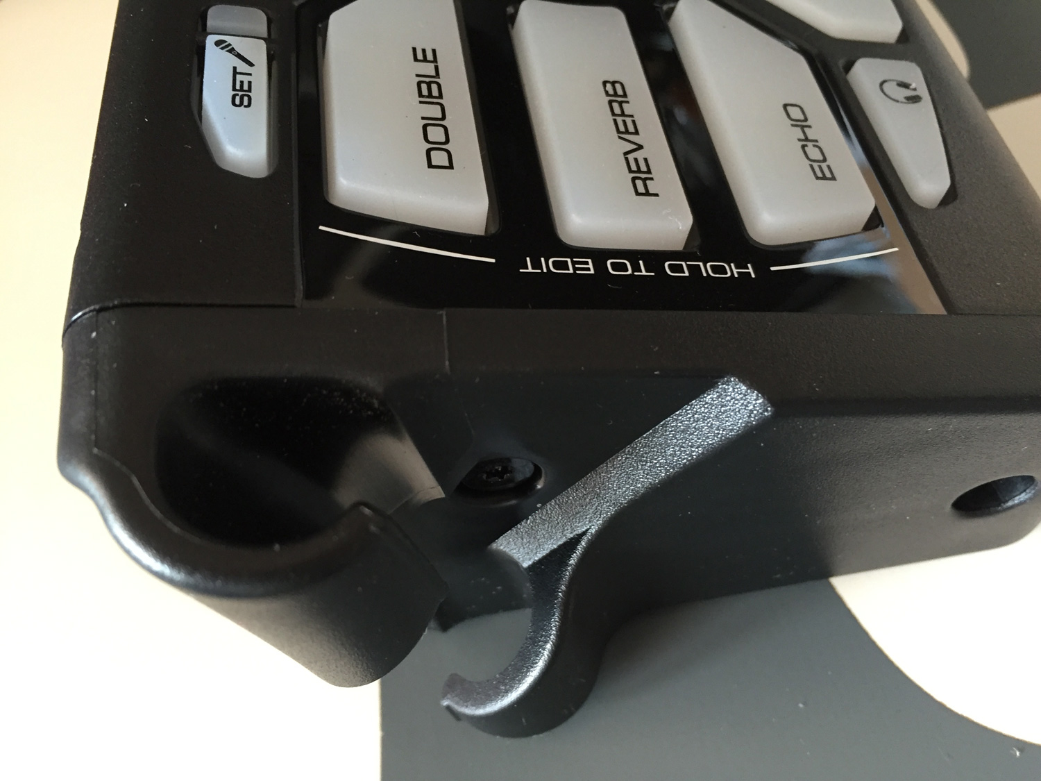 TC-Helicon Perform-V : Mic Stand Insert