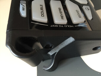 TC-Helicon Perform-V : Mic Stand Insert TC-Helicon Perform-V : Mic Stand Insert