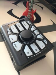 TC-Helicon Perform-V : Off Persp TC-Helicon Perform-V : Off Persp