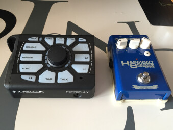 TC-Helicon Perform-V : With Harmony Singer TC-Helicon Perform-V : With Harmony Singer