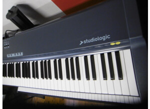StudioLogic SL990
