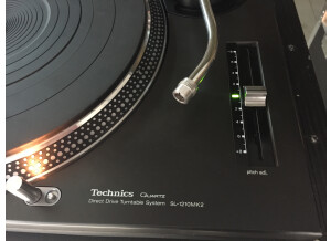 Technics SL-1210 MK2 (32116)