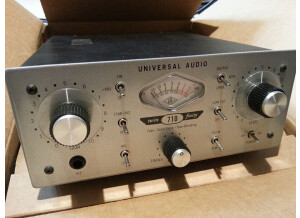 Universal Audio 710 Twin-Finity (276)