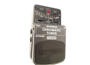 Behringer Chromatic Tuner TU300 (51083)
