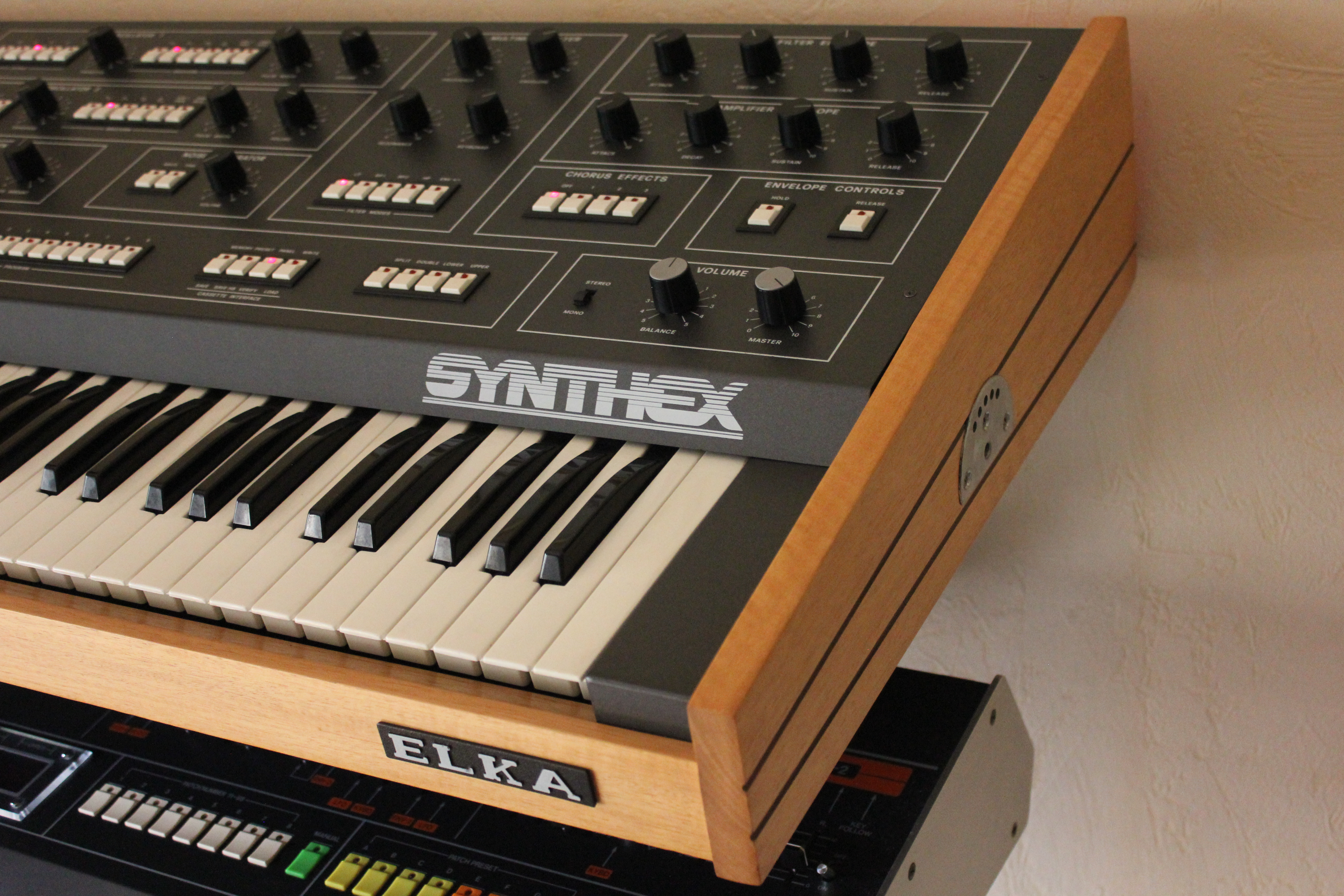 ELKA Synthex : 005.JPG