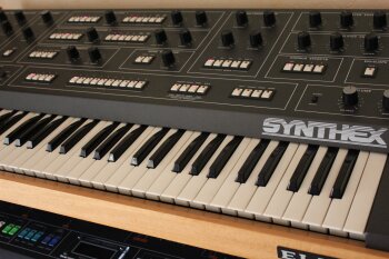 ELKA Synthex : 006.JPG ELKA Synthex : 006.JPG