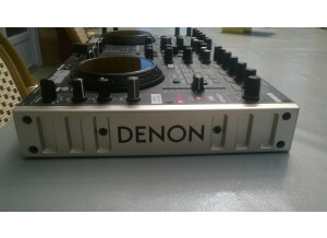 Denon DJ DN-MC6000 (17240)