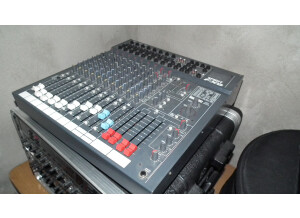 Soundcraft Spirit FX 8 (26938)