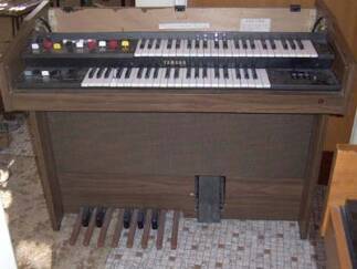 Yamaha Electone BK4C