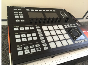 Native Instruments Maschine Studio (64095)