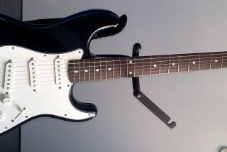 Squier Silver Stratocaster