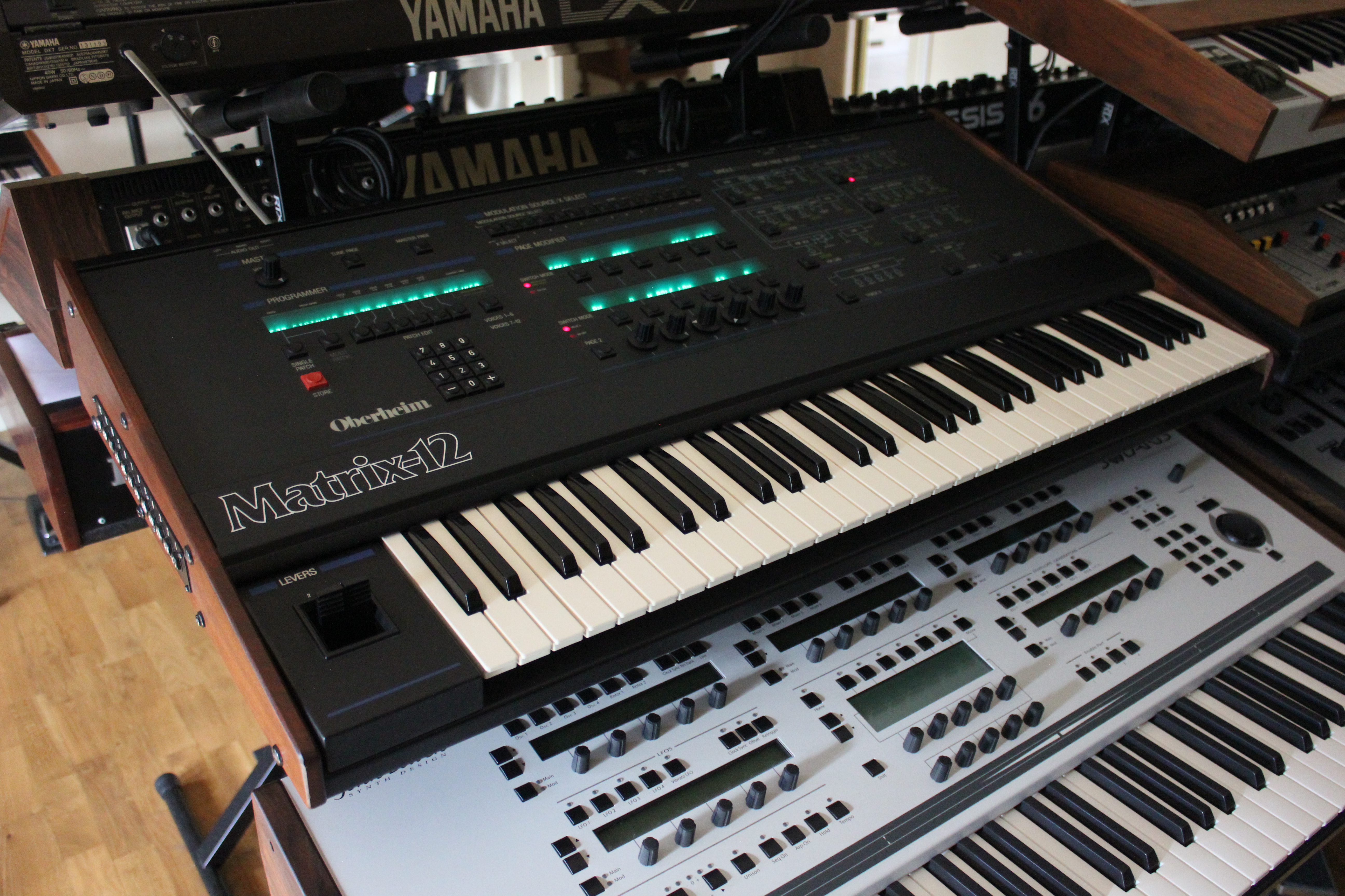 Oberheim Matrix 12 : 001.JPG