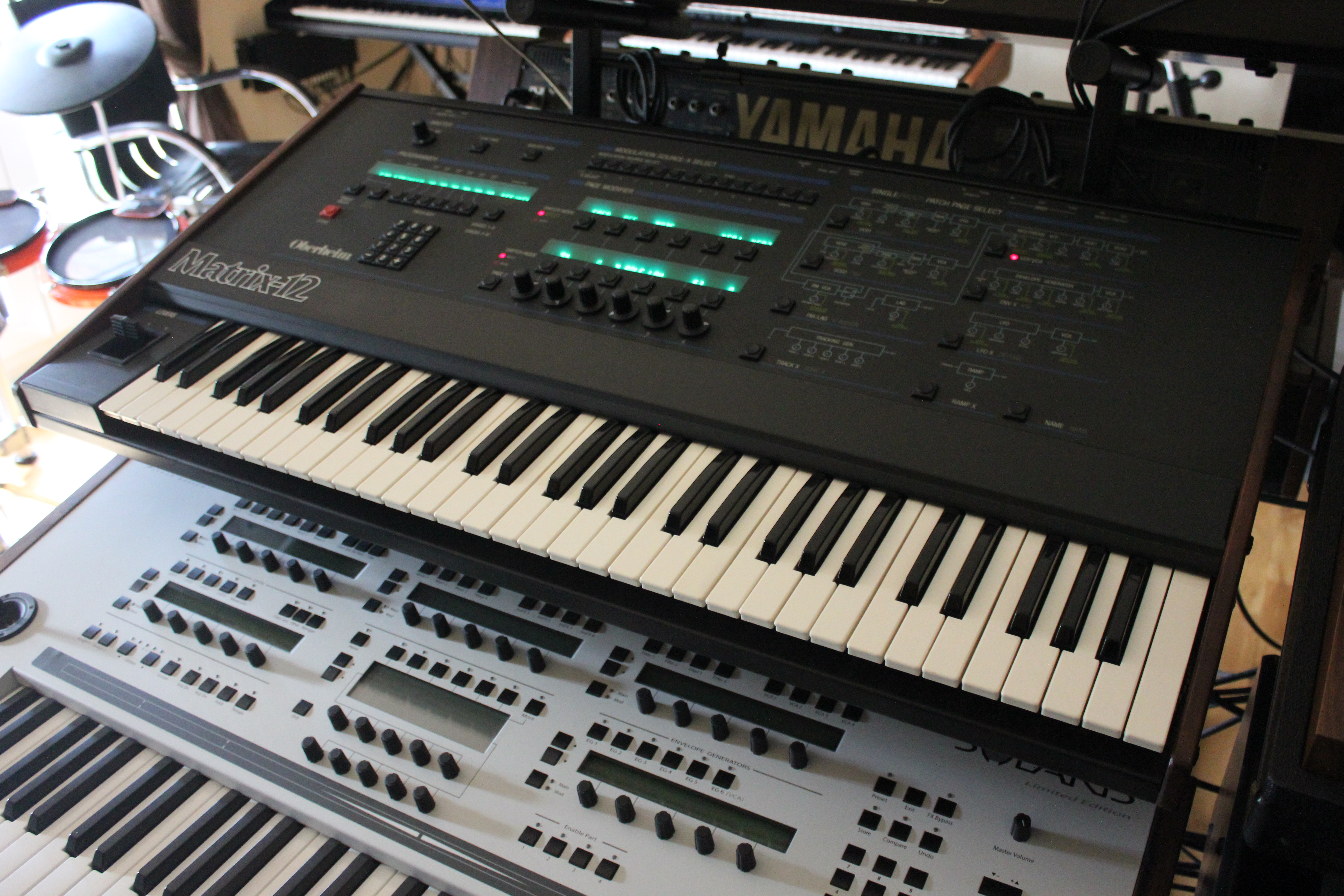 Oberheim Matrix 12 : 003.JPG