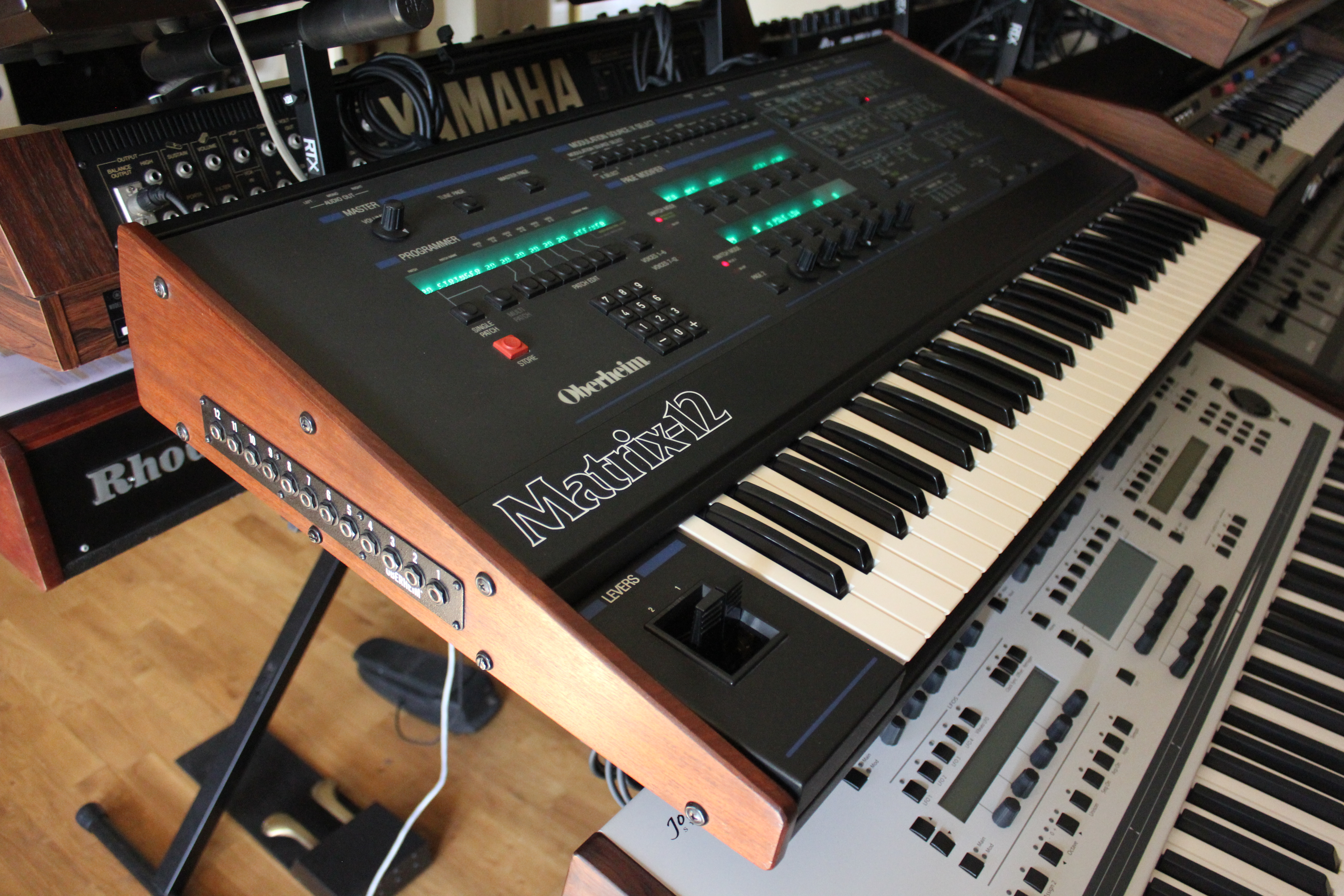 Oberheim Matrix 12 : 015.JPG