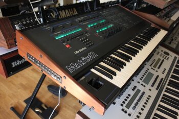 Oberheim Matrix 12 : 015.JPG Oberheim Matrix 12 : 015.JPG