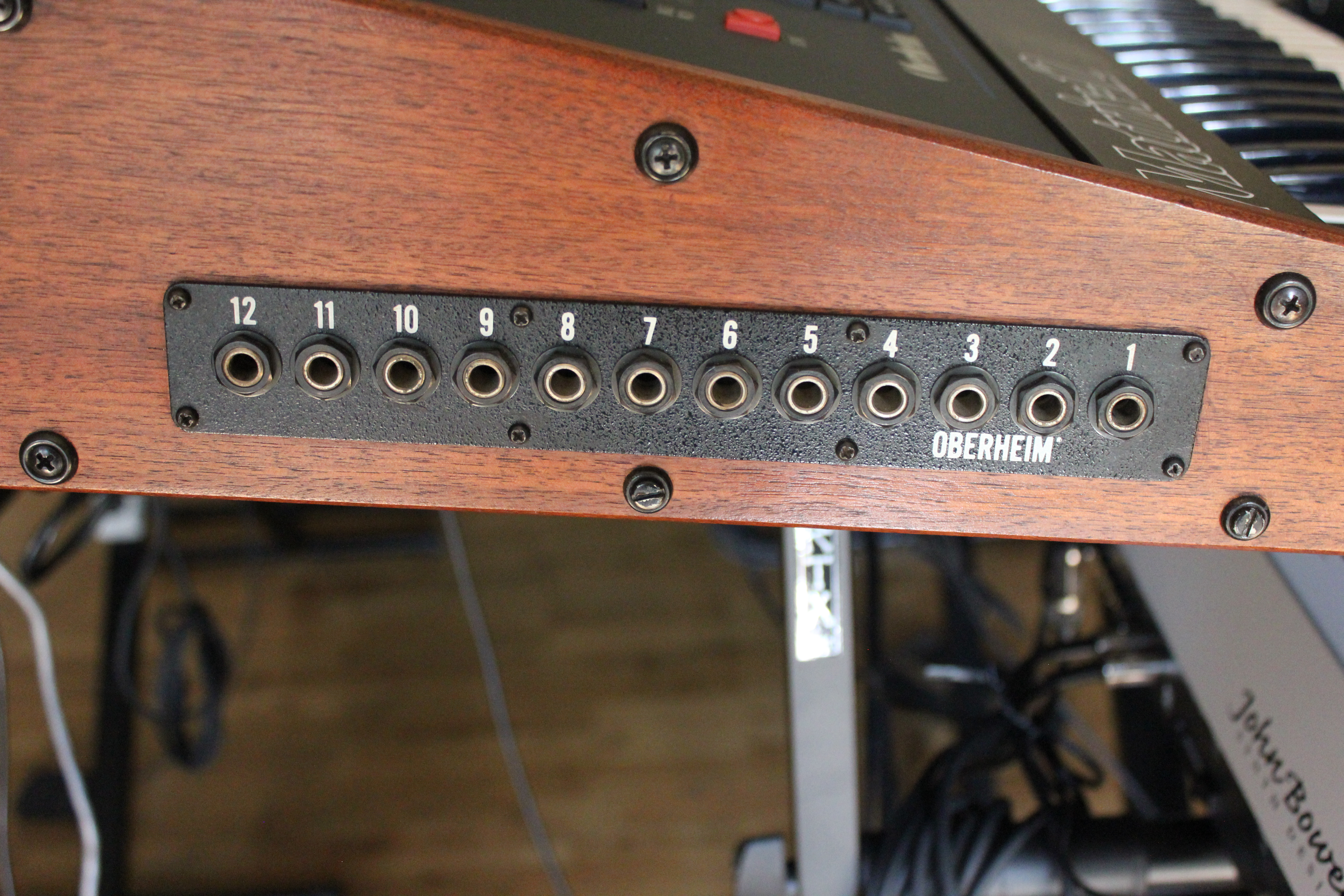 Oberheim Matrix 12 : 016.JPG