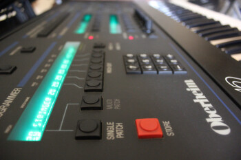 Oberheim Matrix 12 : 020.JPG Oberheim Matrix 12 : 020.JPG