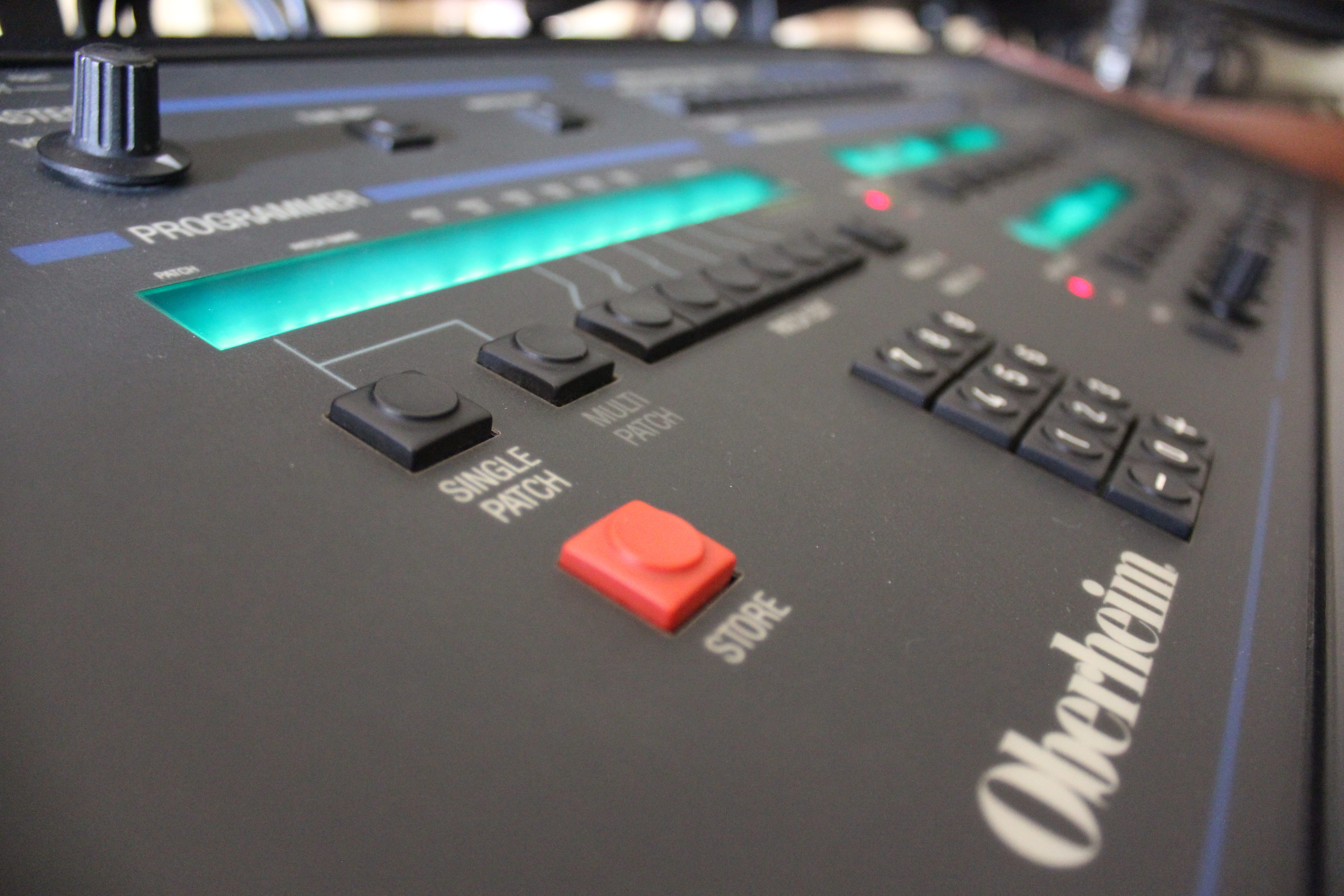 Oberheim Matrix 12 : 025.JPG