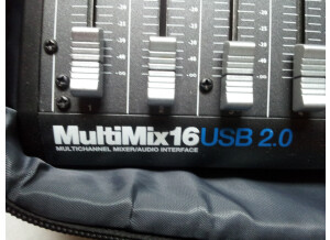 Alesis MultiMix 16 USB 2.0 (69125)