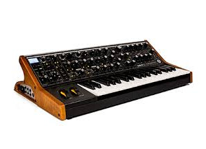 Moog sub37