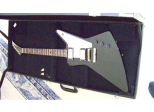 Epiphone Explorer Korina Ebony