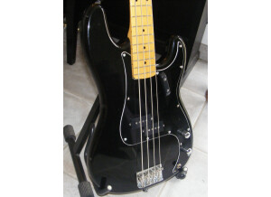 Squier Matt Freeman Precision Bass (11156)